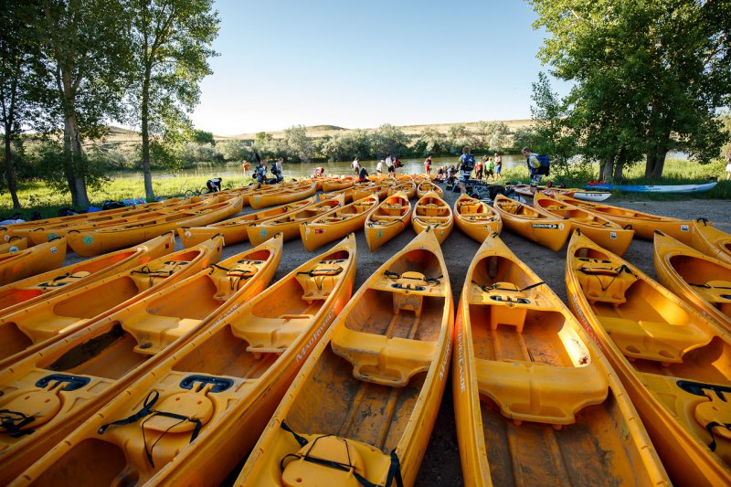 canoes.jpg